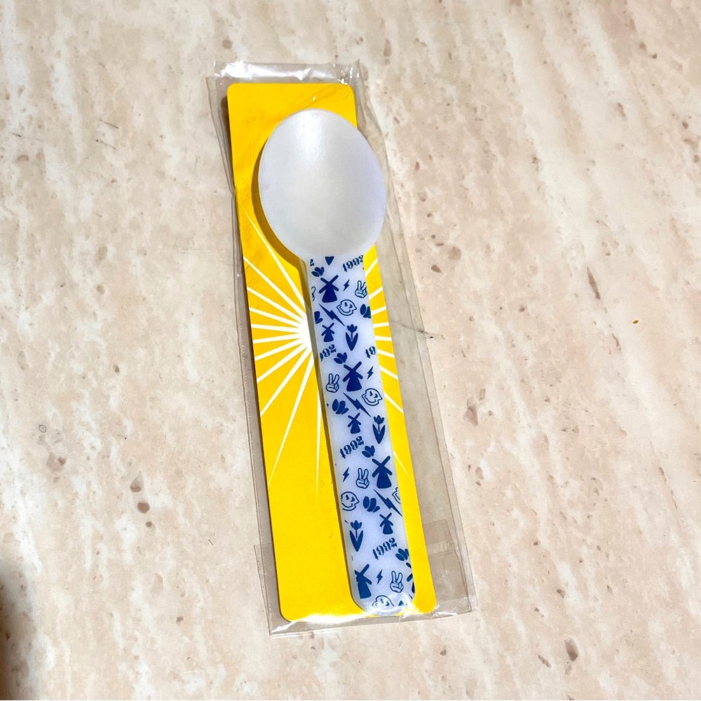 Dutch Bros Limited Color Changing Spoon New Release Jan 2025